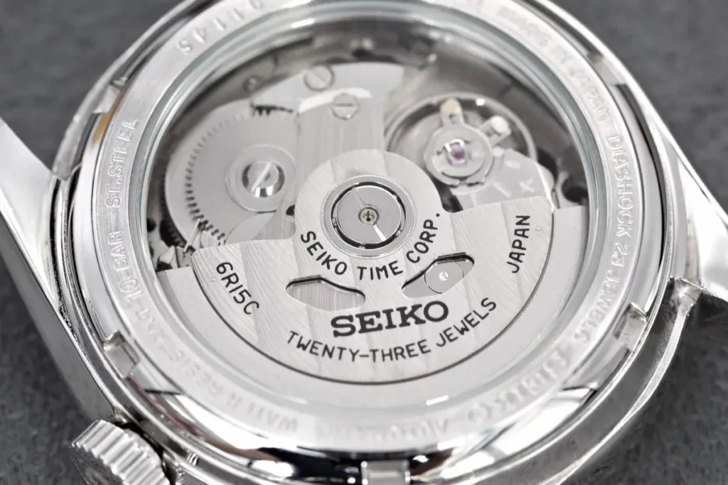 手錶機芯種類：日本通用機芯（Seiko）